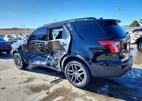 2016 Ford Explorer Sport z USA, uszkodzony, nr VIN 1FM5K8GT3GGA76016